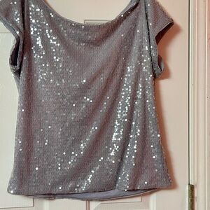 EXPRESS scoop neck cap sleeves gray sequence top in size M. Never worn no tags